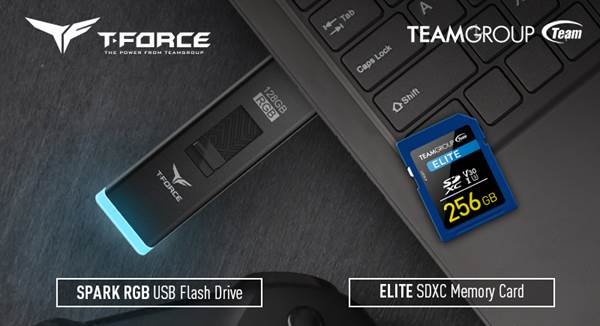 TEAMGROUP RGB Flash Drive