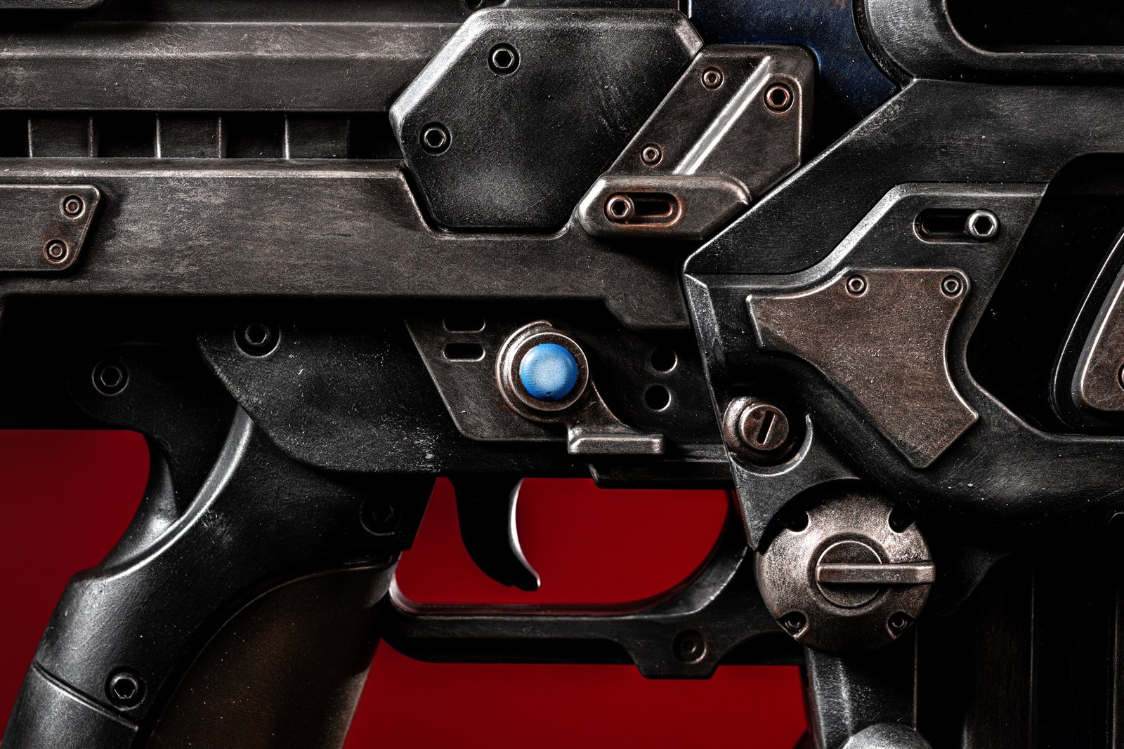 Gears of War Lancer Replica
